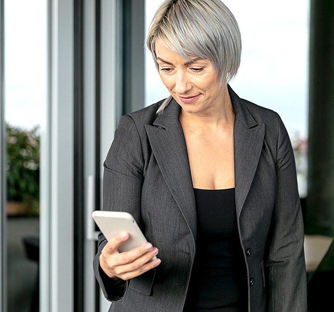 Roma on cell - lax car service